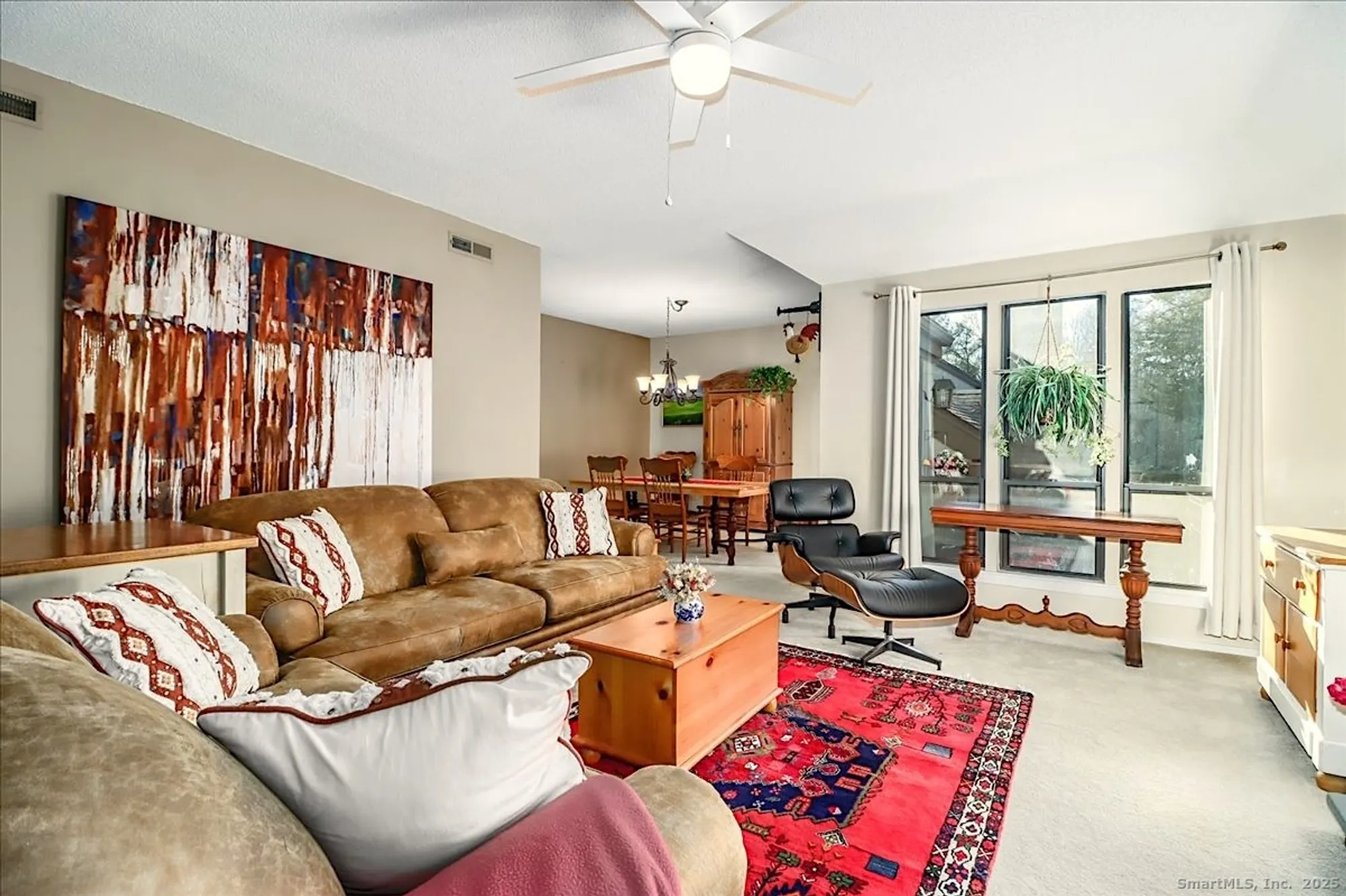 Property Slideshow image 13 of 27 | 25 heritage crst c, Southbury, CT, 06488