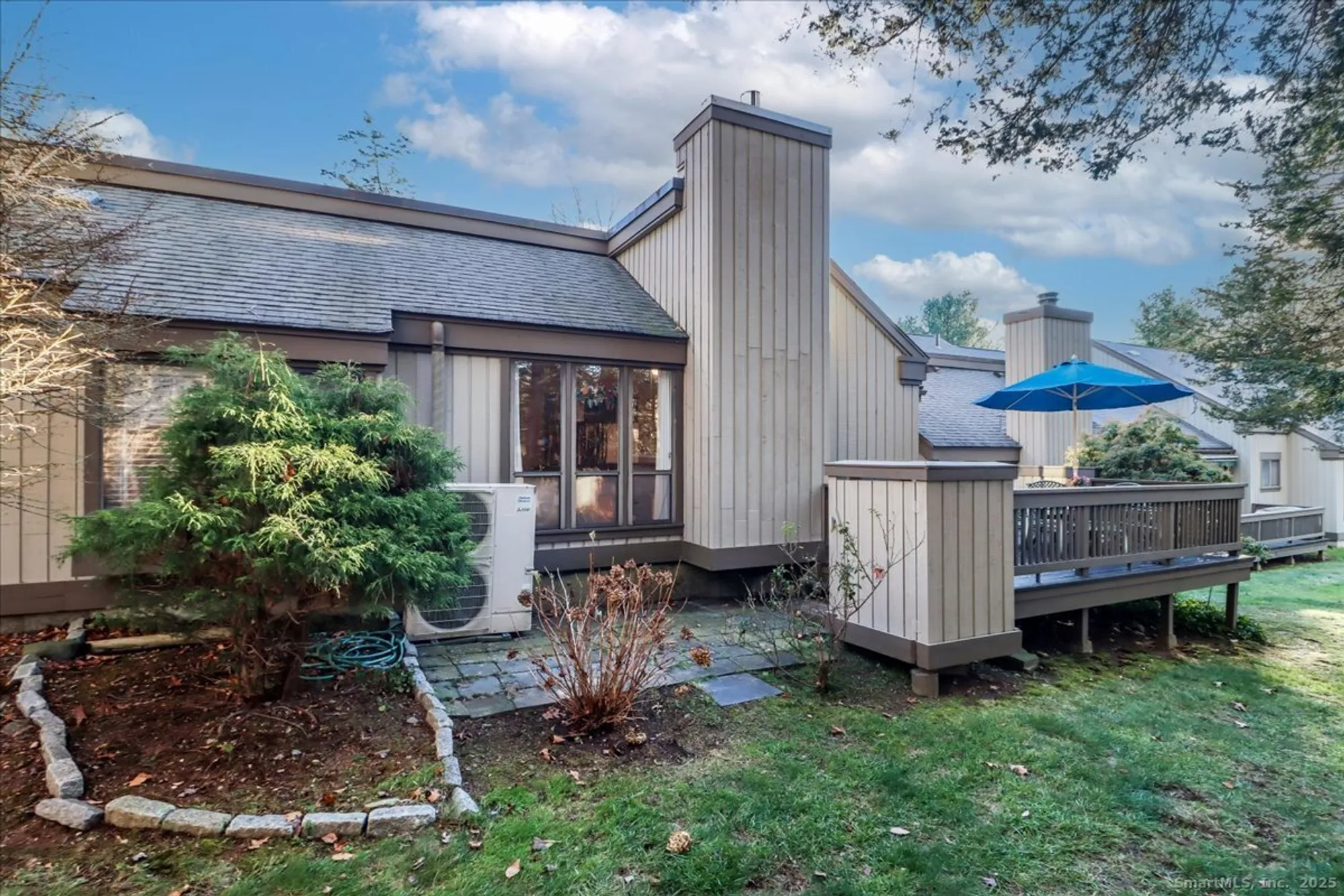 Property Slideshow image 22 of 27 | 25 heritage crst c, Southbury, CT, 06488