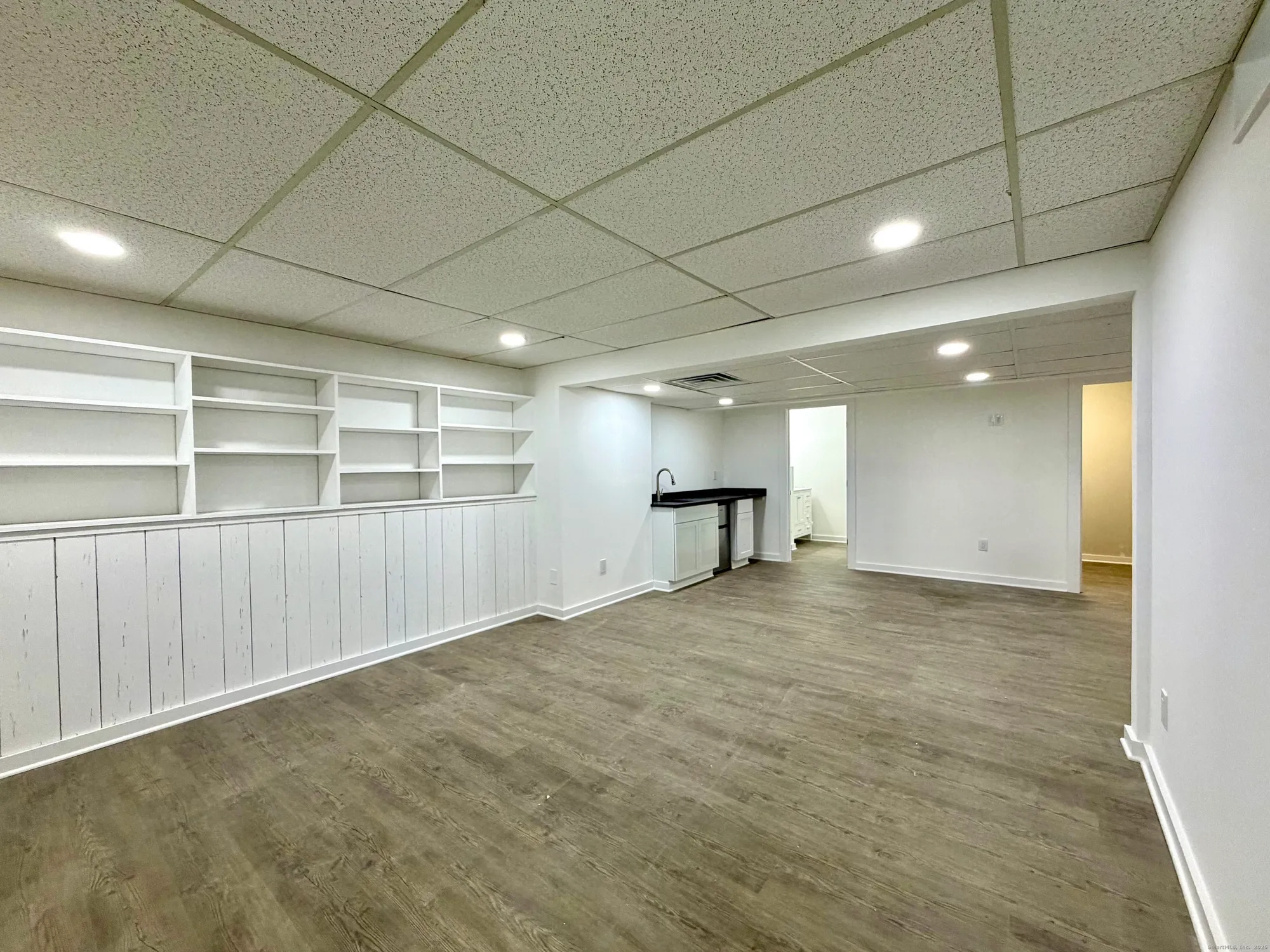 Property Slideshow image 22 of 26 | 133 bannock ln a, Stratford, CT, 06614