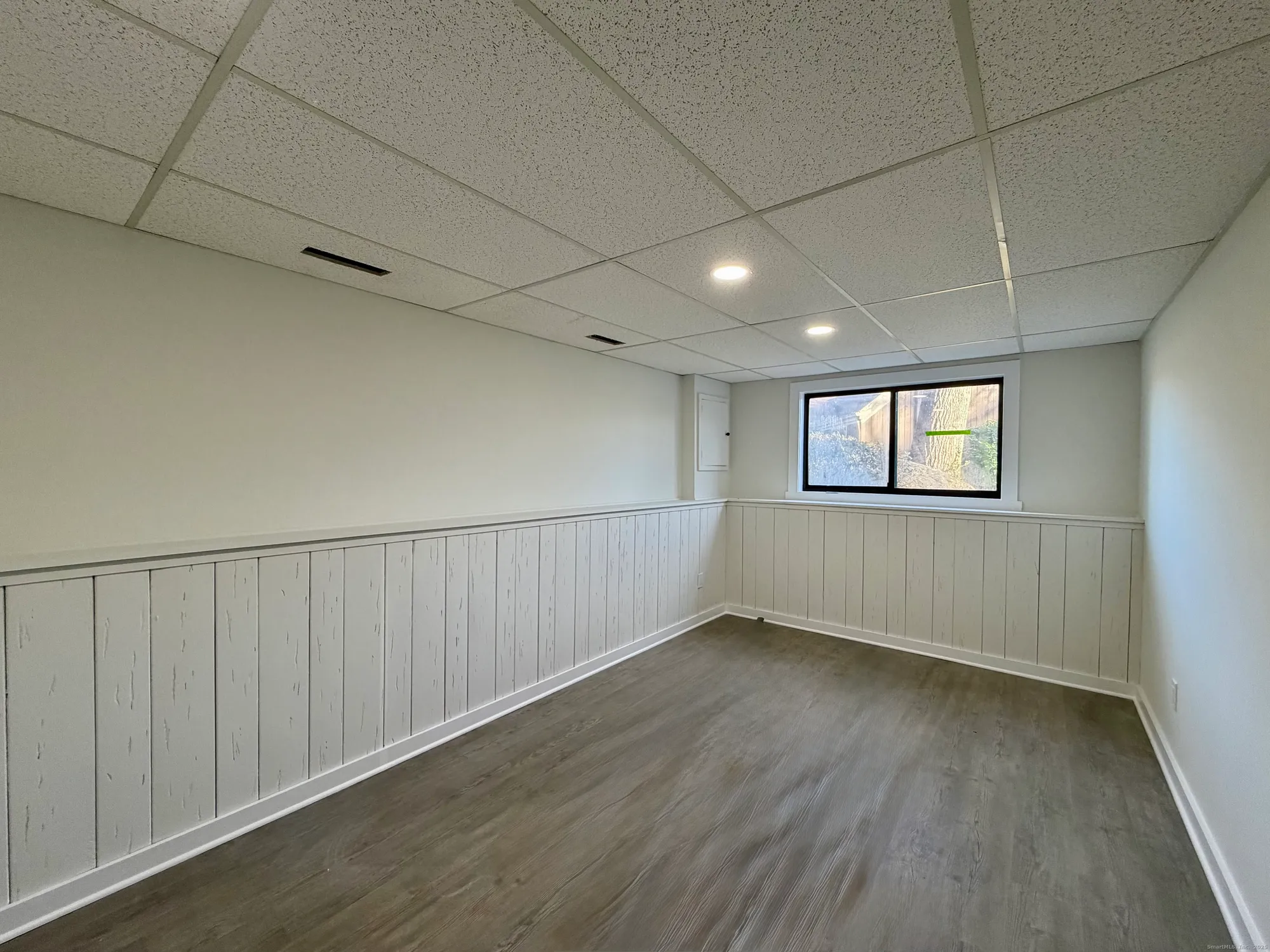 Property Slideshow image 20 of 26 | 133 bannock ln a, Stratford, CT, 06614