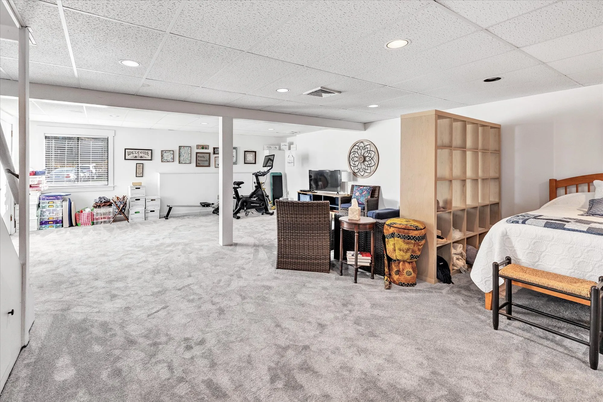 Property Slideshow image 28 of 33 | 516 opa ln a, Stratford, CT, 06614