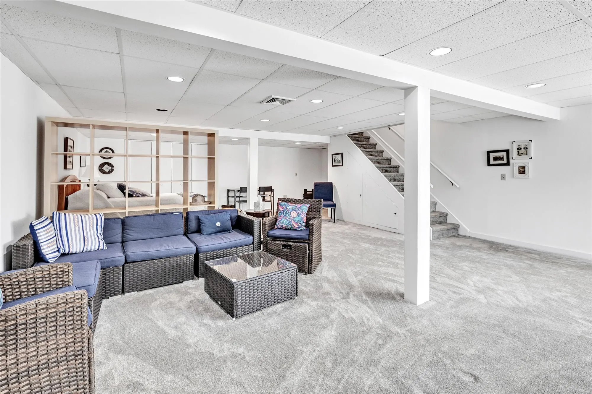 Property Slideshow image 31 of 33 | 516 opa ln a, Stratford, CT, 06614