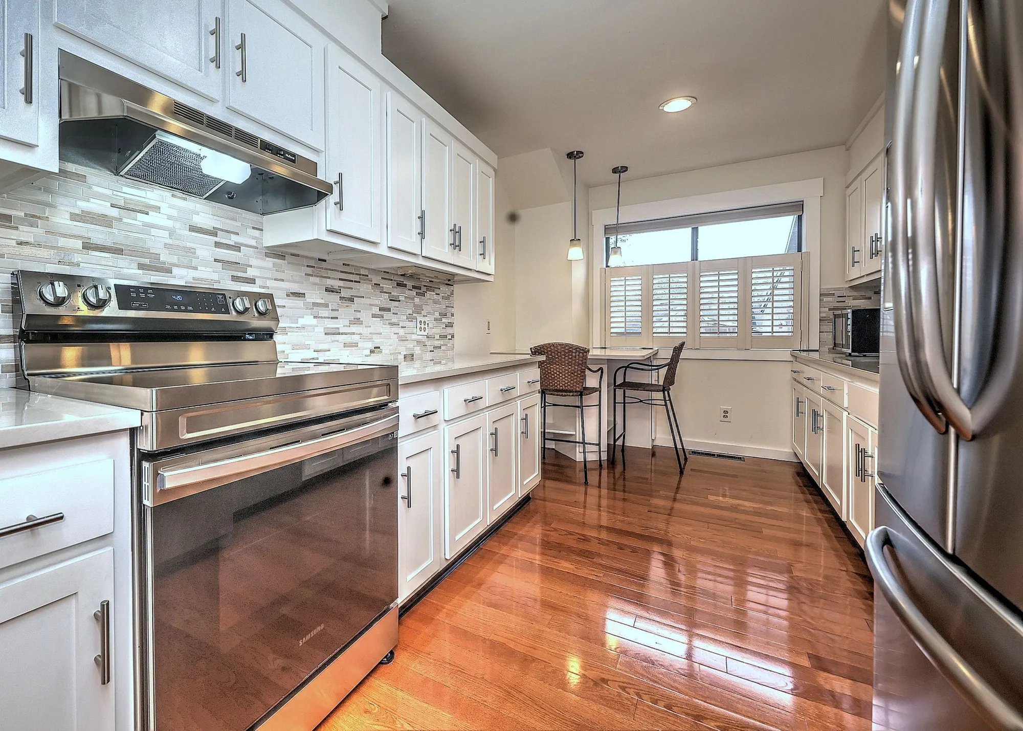 Property Slideshow image 8 of 40 | 195 bayfield ln a, Stratford, CT, 06614