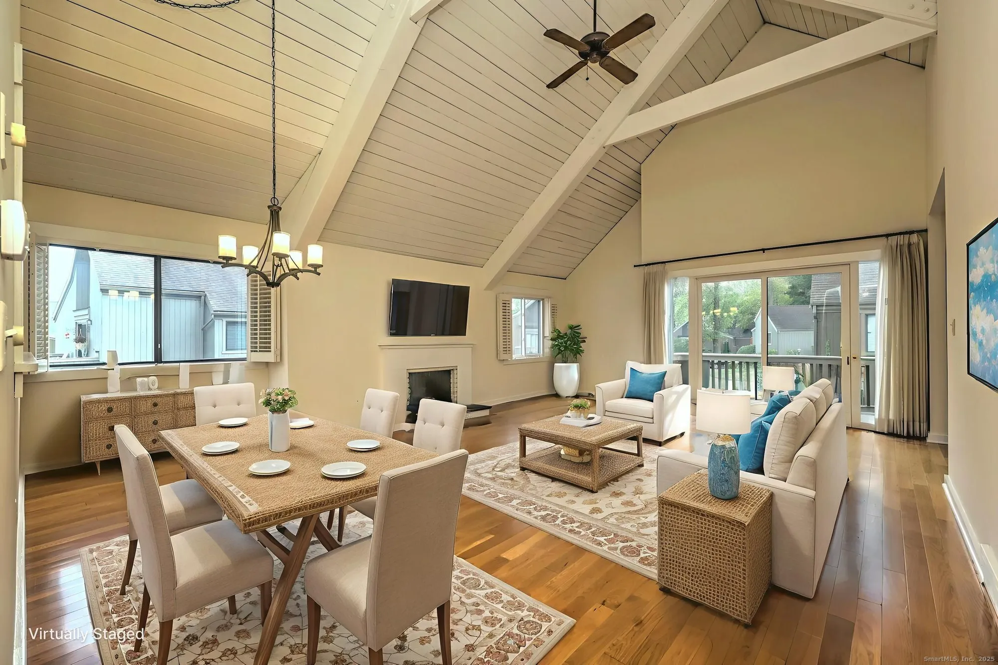 Property Slideshow image 2 of 40 | 195 bayfield ln a, Stratford, CT, 06614