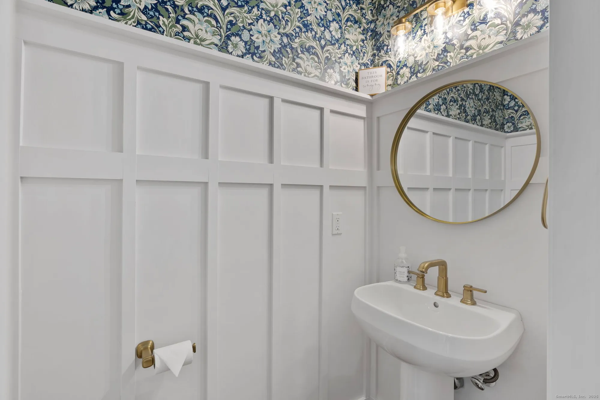 Property Slideshow image 17 of 35 | 21 oak meadow ln # 21, Harwinton, CT, 06791