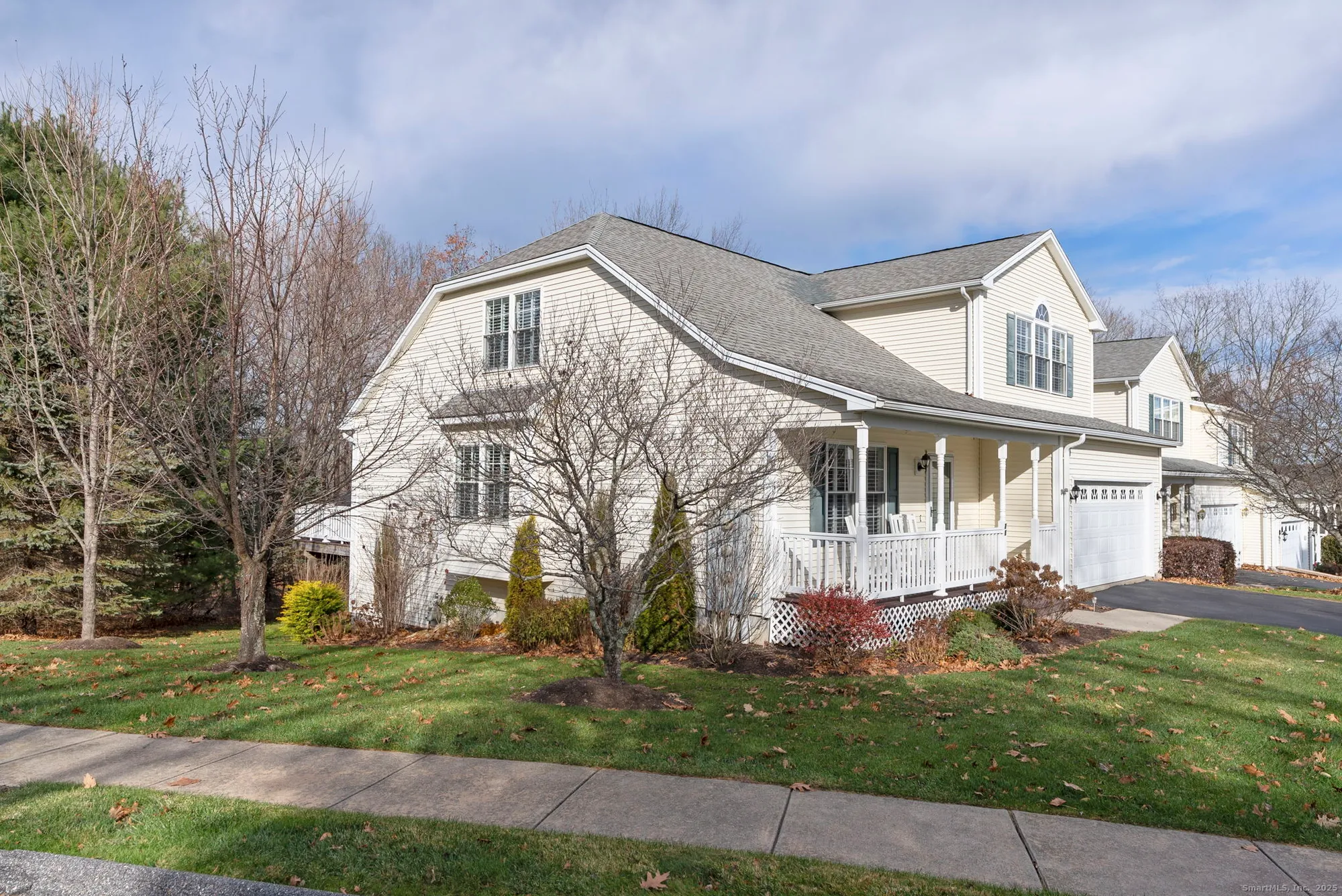 Property Slideshow image 2 of 35 | 21 oak meadow ln # 21, Harwinton, CT, 06791