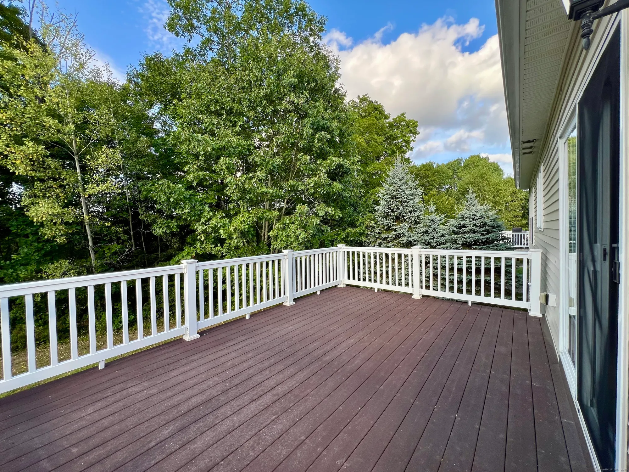 Property Slideshow image 9 of 34 | 65 oak meadow ln # 65, Harwinton, CT, 06791