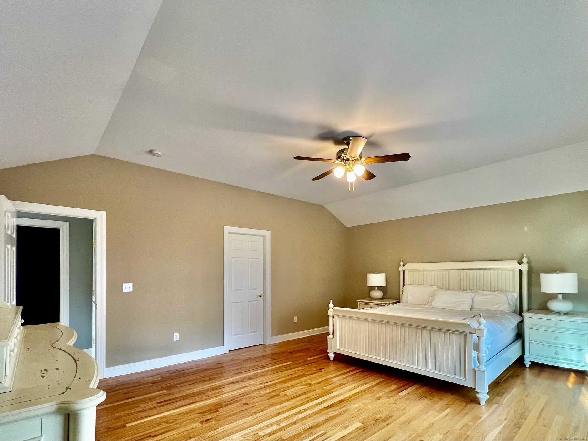 Property Slideshow image 22 of 34 | 65 oak meadow ln # 65, Harwinton, CT, 06791
