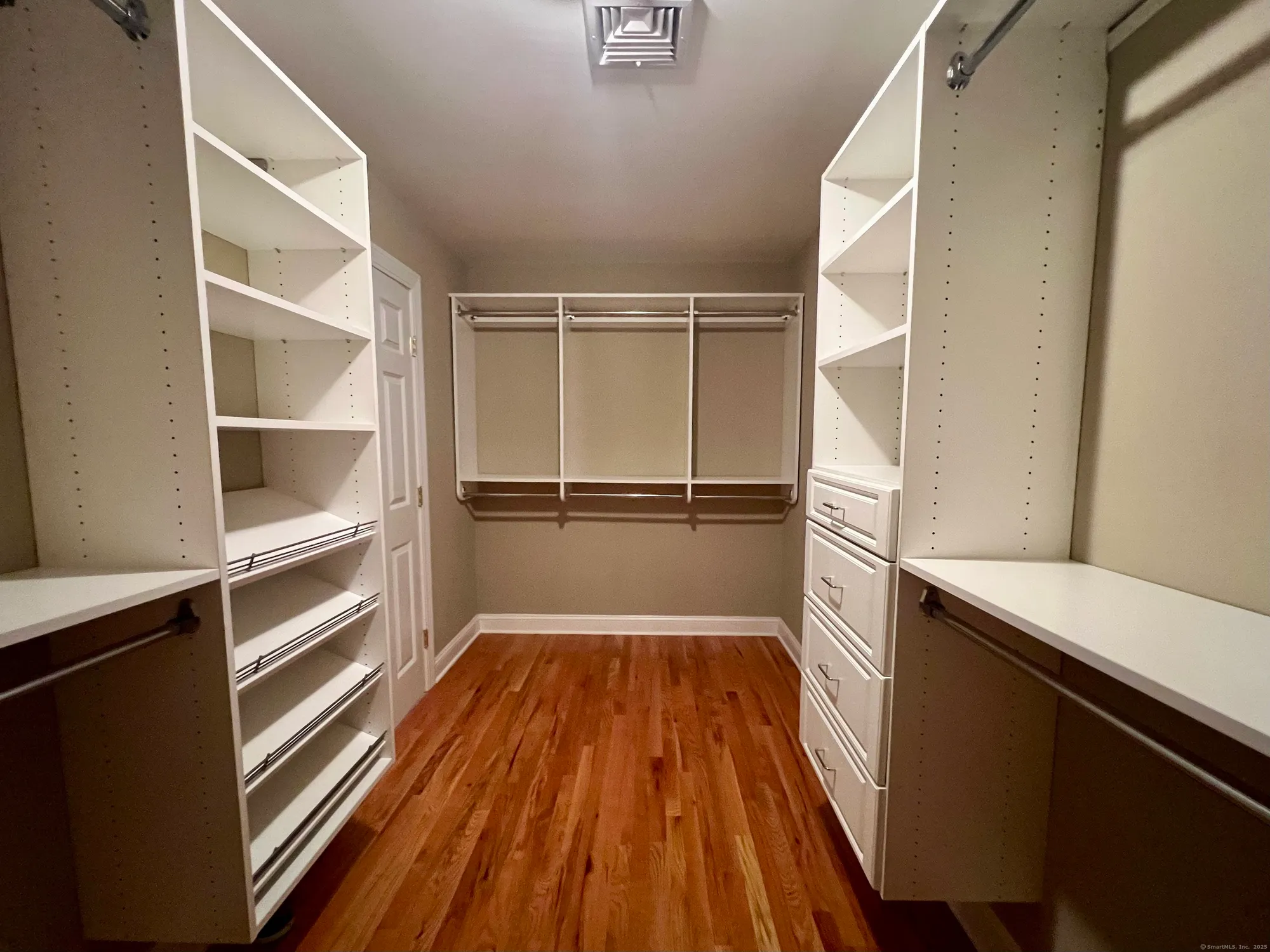 Property Slideshow image 24 of 34 | 65 oak meadow ln # 65, Harwinton, CT, 06791