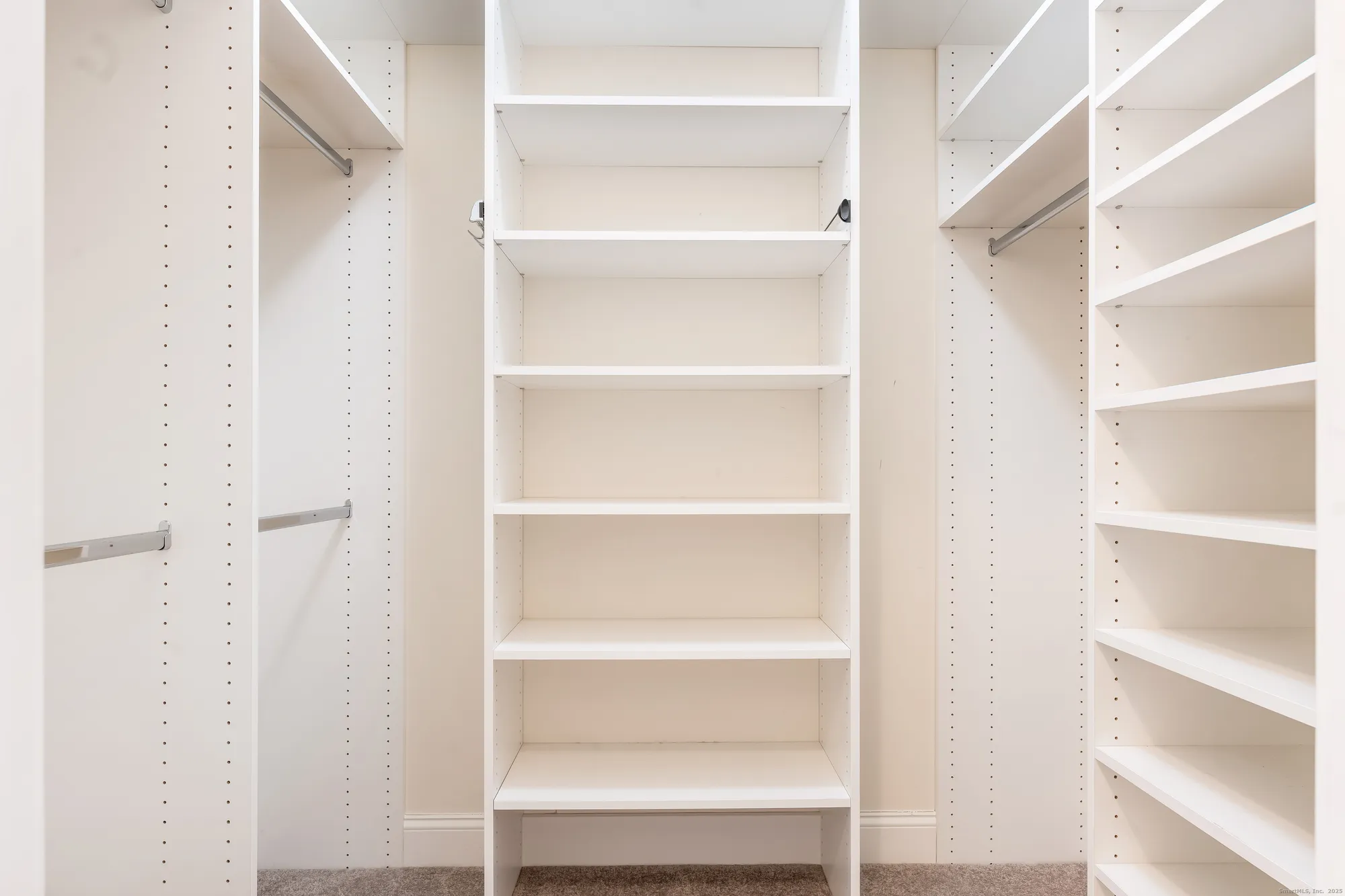 Property Slideshow image 18 of 38 | 332 still water cir # 332, Brookfield, CT, 06804