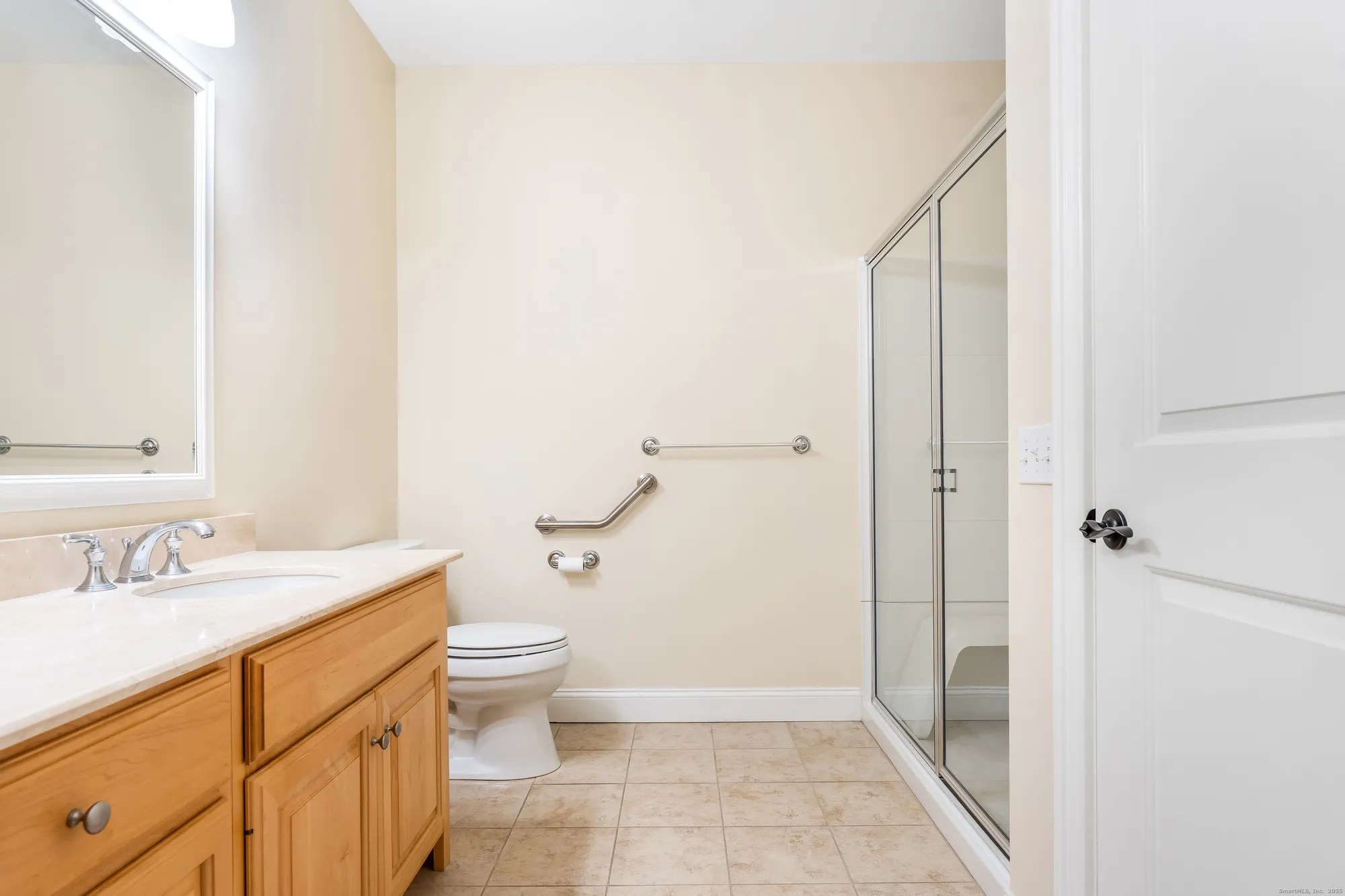 Property Slideshow image 19 of 38 | 332 still water cir # 332, Brookfield, CT, 06804