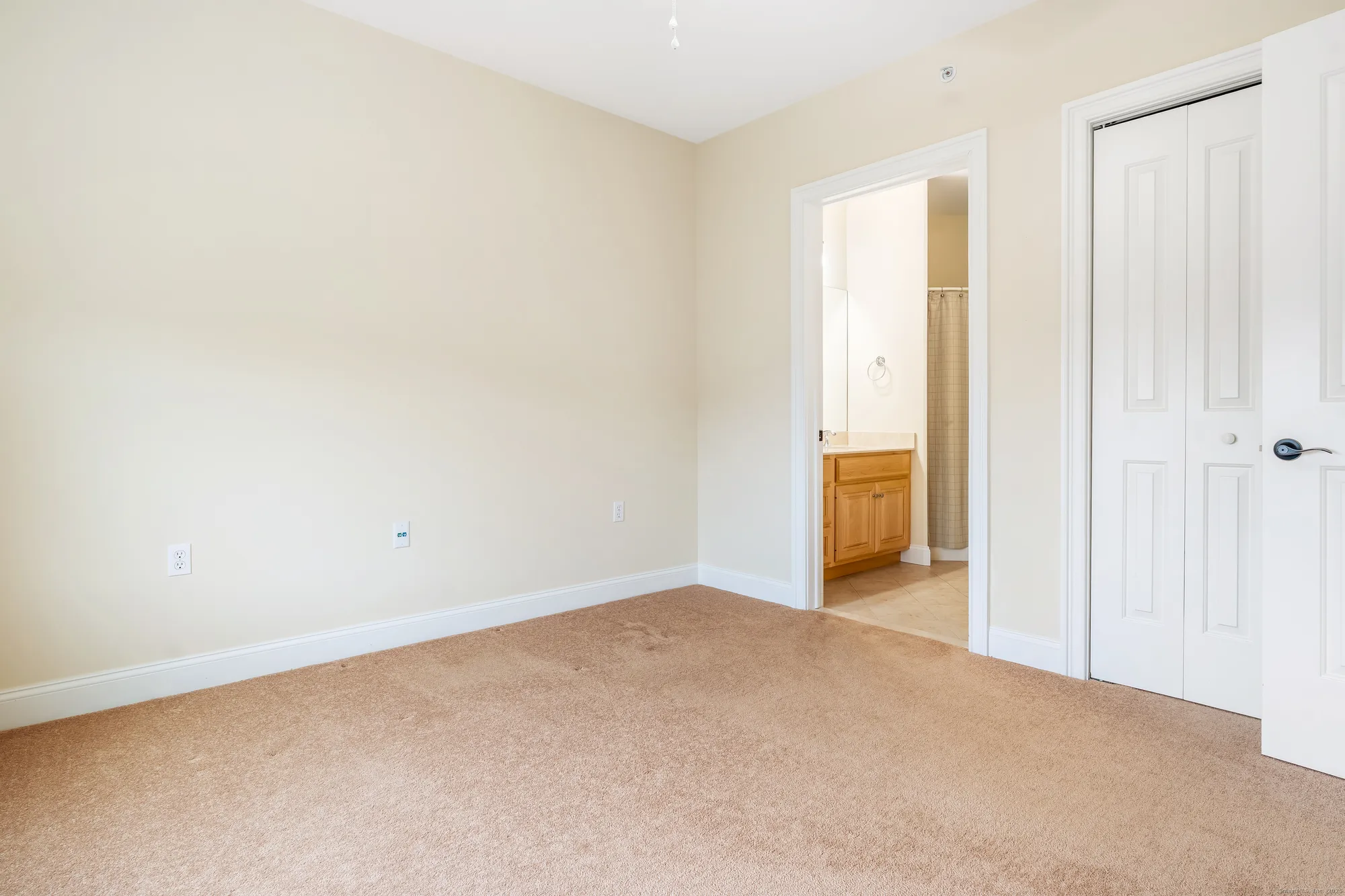 Property Slideshow image 22 of 38 | 332 still water cir # 332, Brookfield, CT, 06804