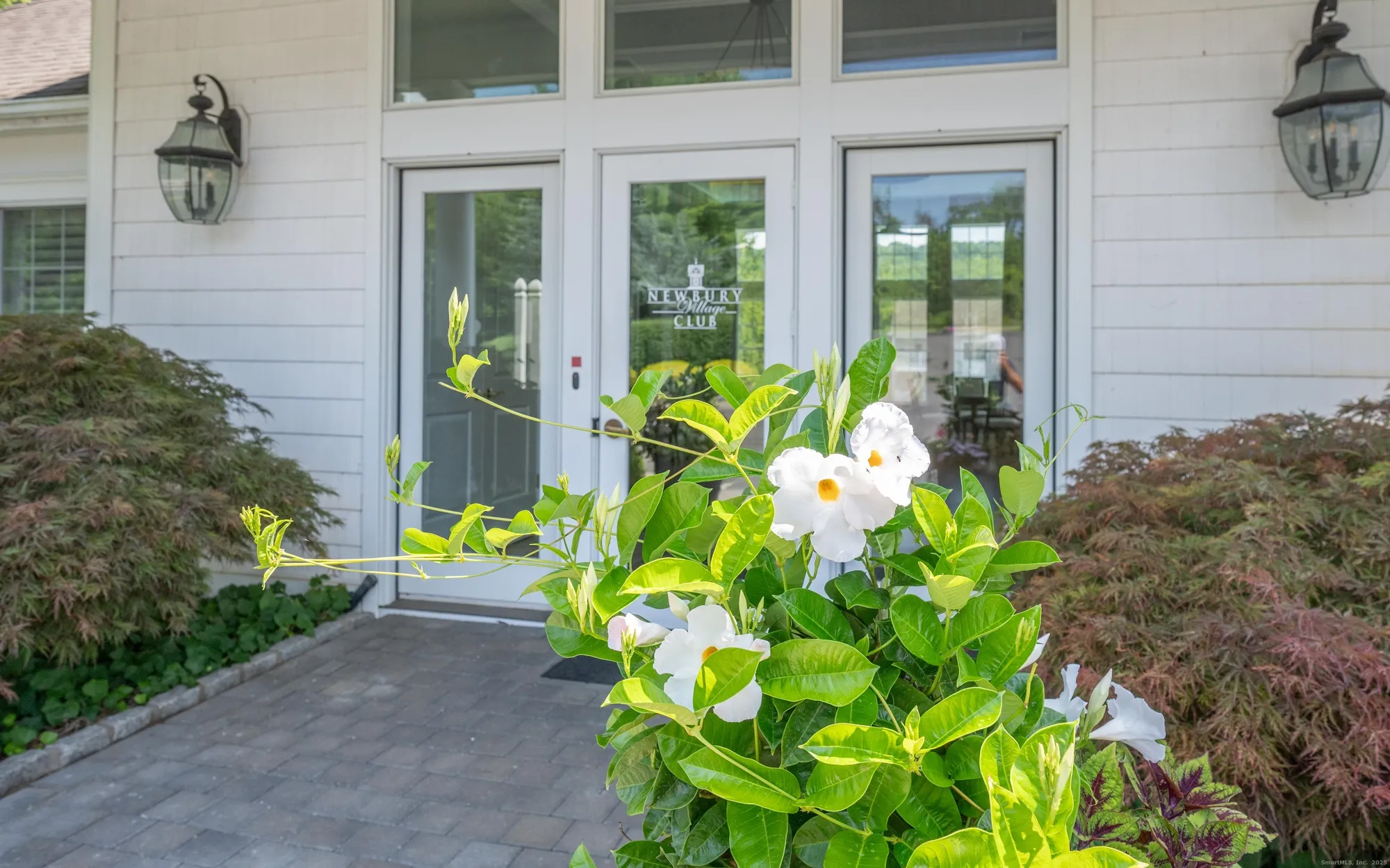 Property Slideshow image 31 of 38 | 332 still water cir # 332, Brookfield, CT, 06804