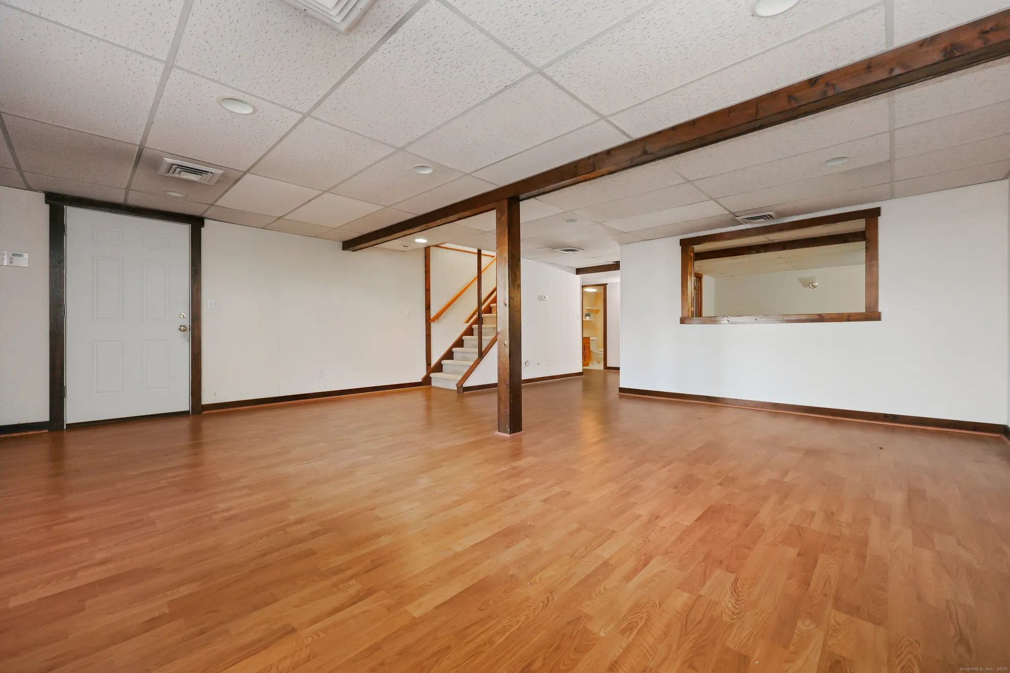 Property Slideshow image 25 of 37 | 522 iroquois ln b, Stratford, CT, 06614