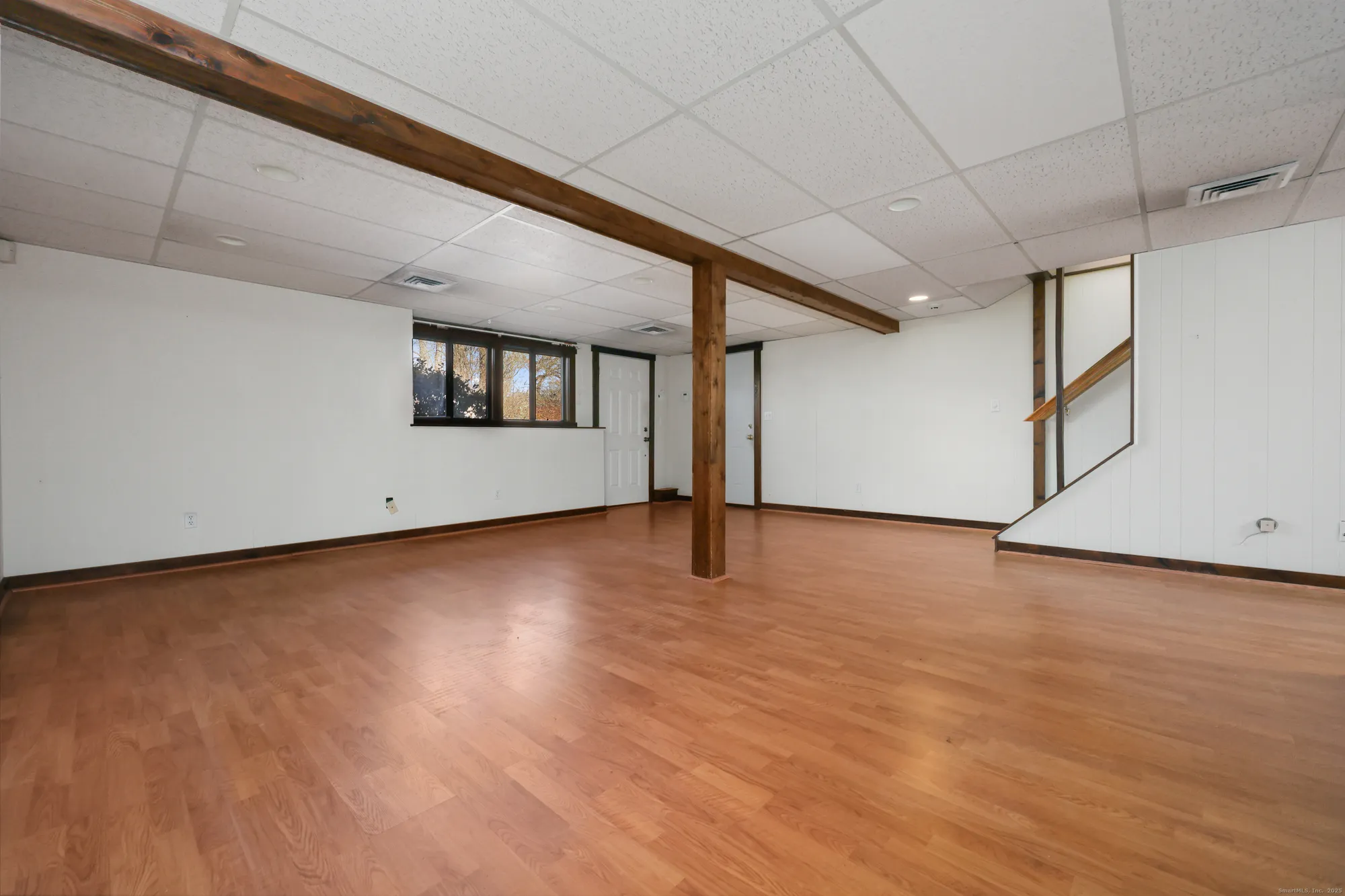 Property Slideshow image 26 of 37 | 522 iroquois ln b, Stratford, CT, 06614