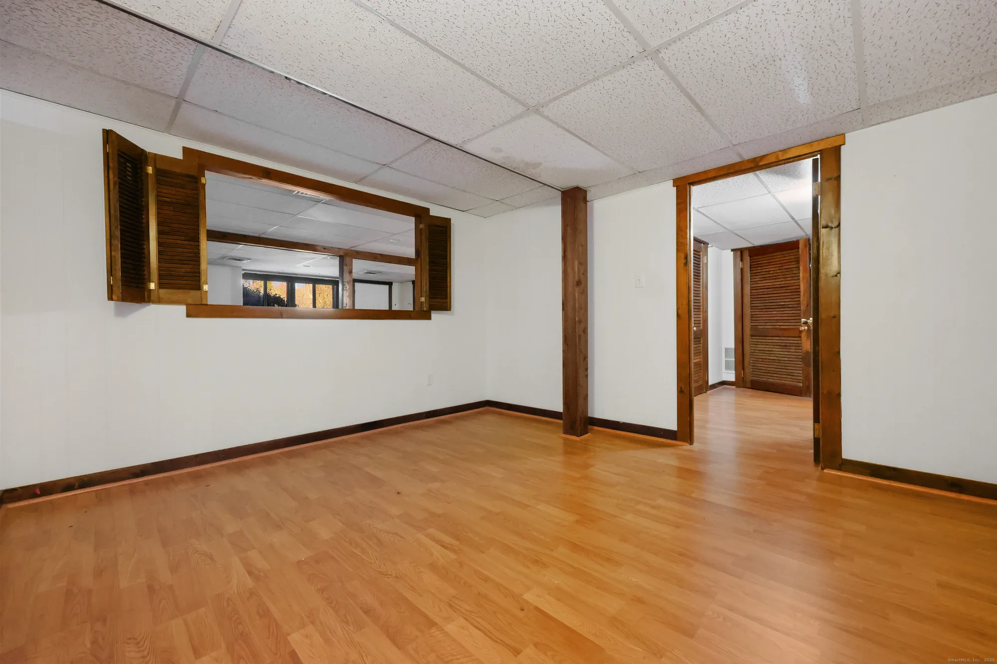 Property Slideshow image 27 of 37 | 522 iroquois ln b, Stratford, CT, 06614