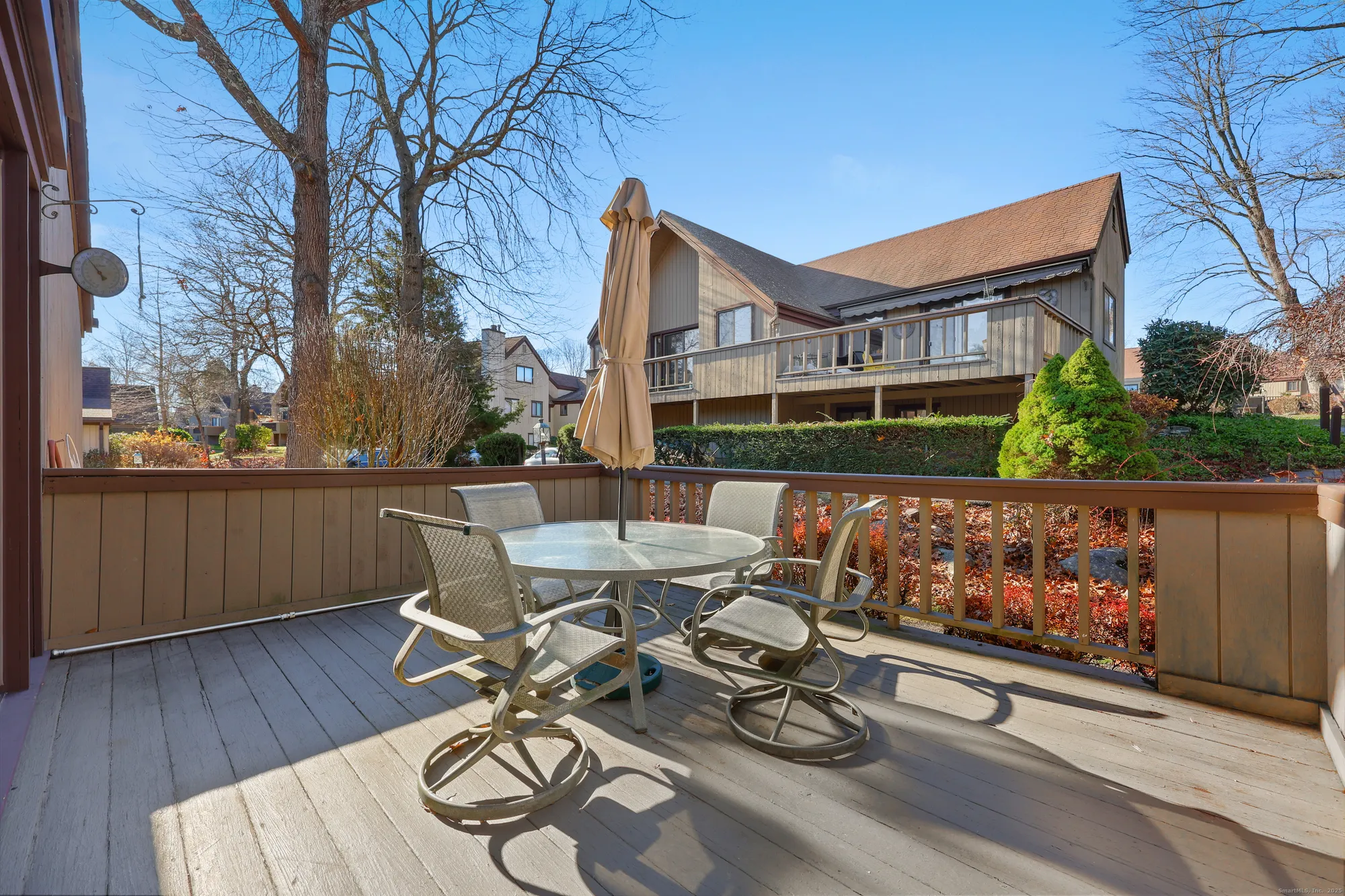 Property Slideshow image 31 of 37 | 522 iroquois ln b, Stratford, CT, 06614