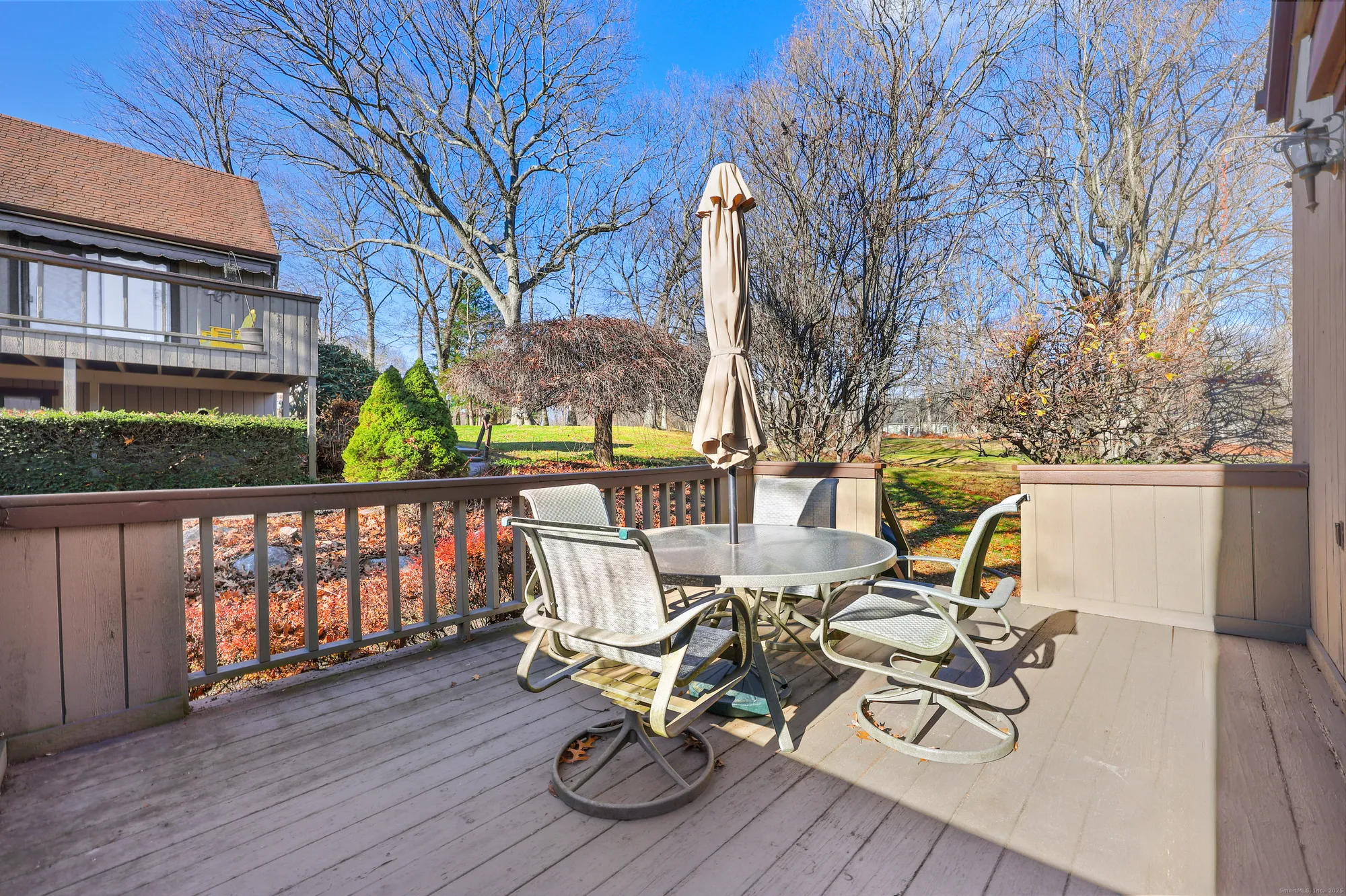 Property Slideshow image 32 of 37 | 522 iroquois ln b, Stratford, CT, 06614