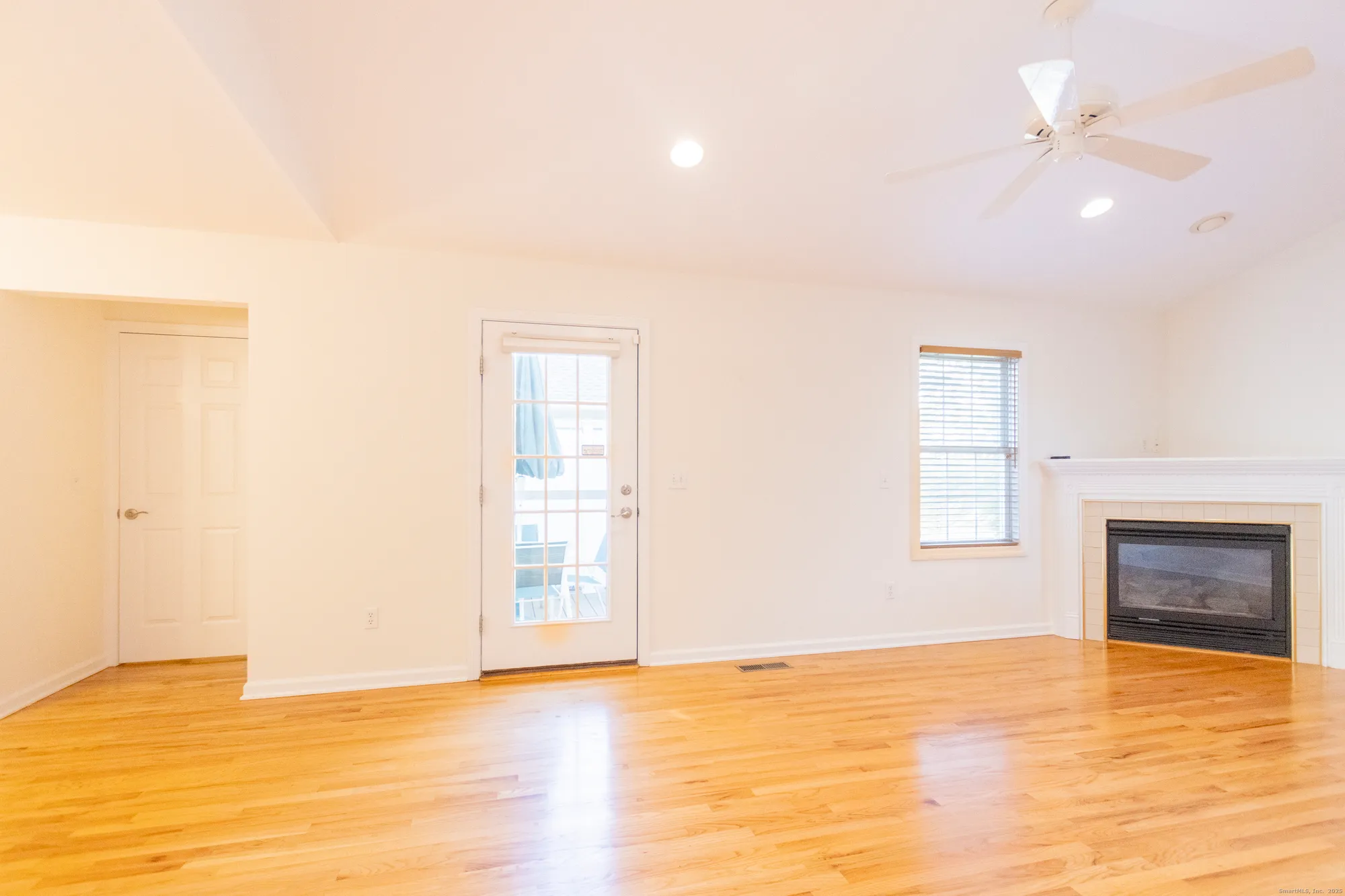 Property Slideshow image 11 of 37 | 5 cider mill ln, Trumbull, CT, 06611