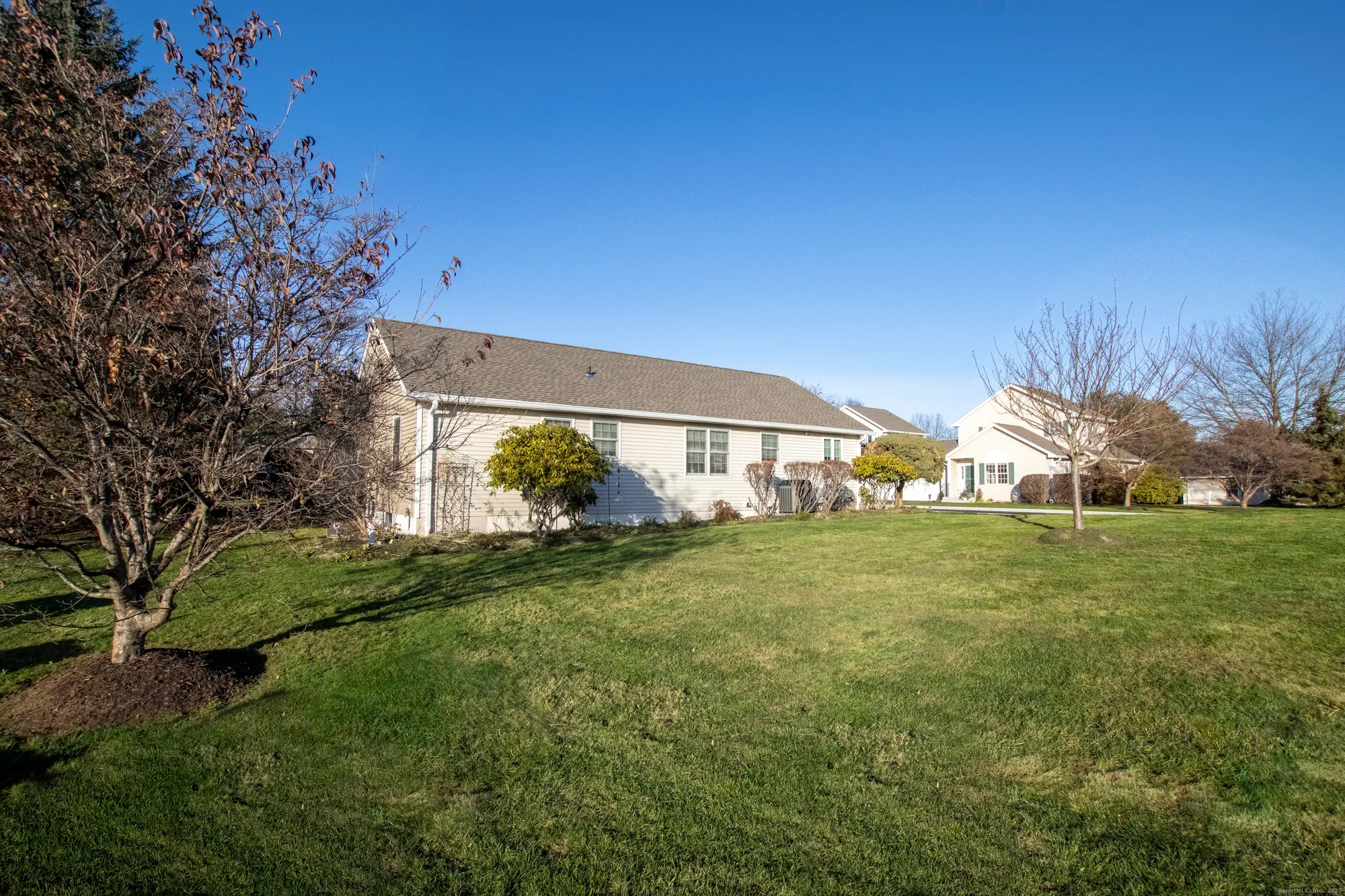 Property Slideshow image 26 of 37 | 5 cider mill ln, Trumbull, CT, 06611