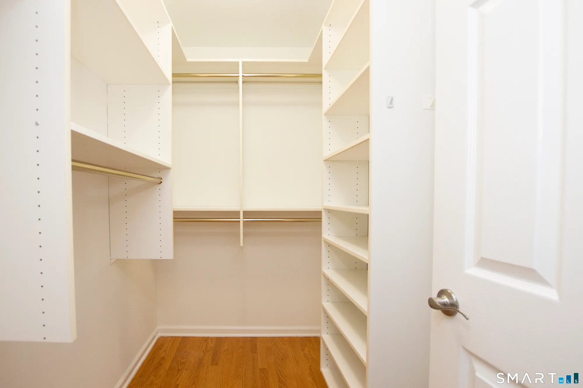 Property Slideshow image 19 of 37 | 5 cider mill ln, Trumbull, CT, 06611