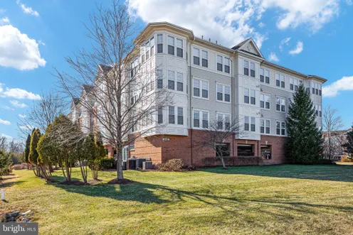 Four Seasons at Ashburn Village