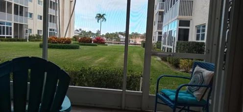 Snug Harbor Gardens Condominiums