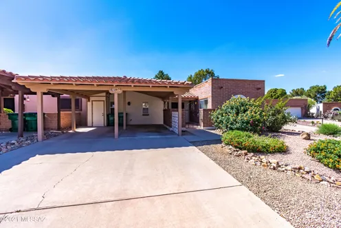 Country Club Estates