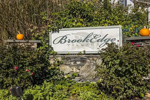 Entrance Sign