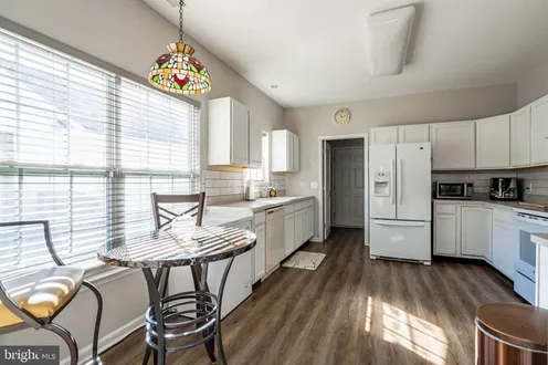 Breakfast Nook