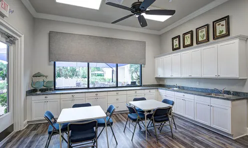 Arts & Crafts Room