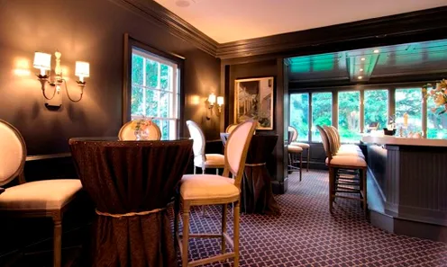 Numerous On-Site Restaurants