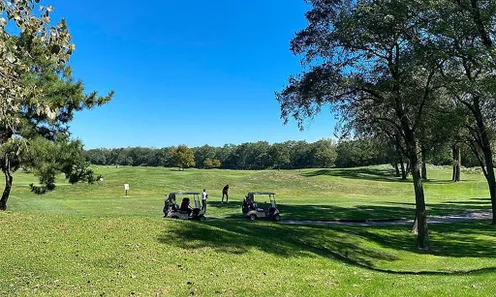 18-Hole RiverWinds Golf Club