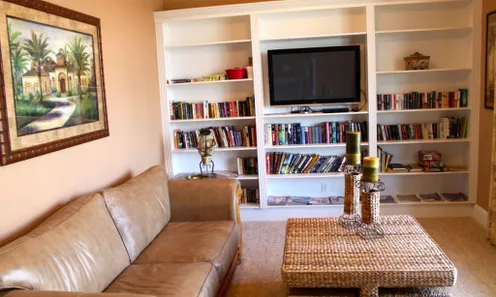 Clubhouse Lounge