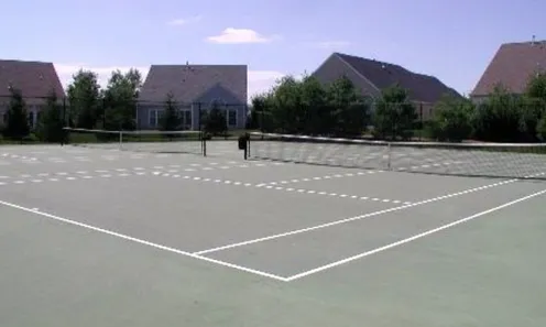 2 Tennis Courts