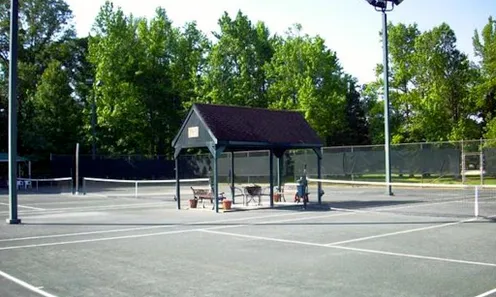 4 Har Tru Tennis Courts at Medford Village Country Club