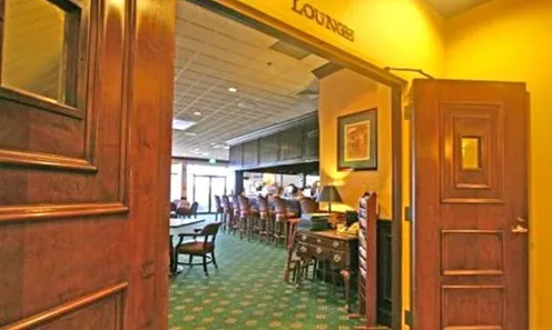 Restaurant & Lounge