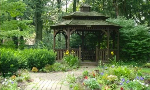 Scenic Walking Trails at Coleman Memorial Park
