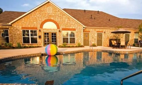 Clubhouse & Outdoor Pool