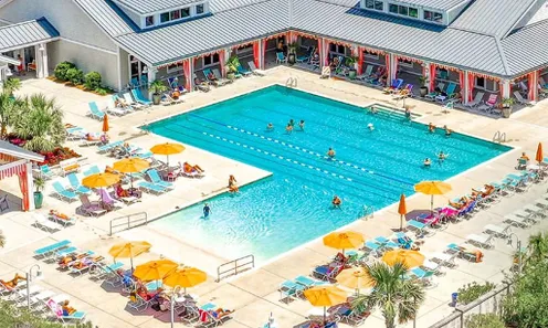 Outdoor Zero-Entry Pool