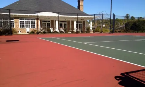 6 Tennis Courts