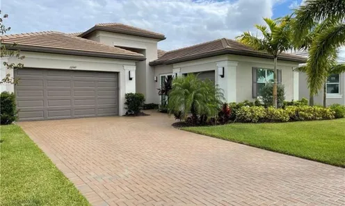 Valencia Cay at Riverland