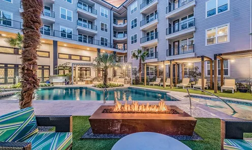 Outdoor Lounge Courtyards