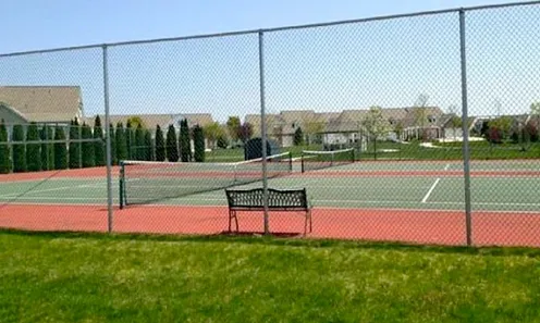 2 Tennis Courts