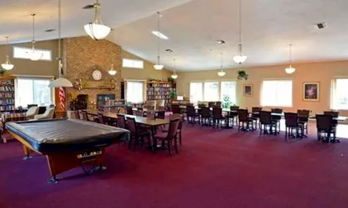 Hobby & Game Room