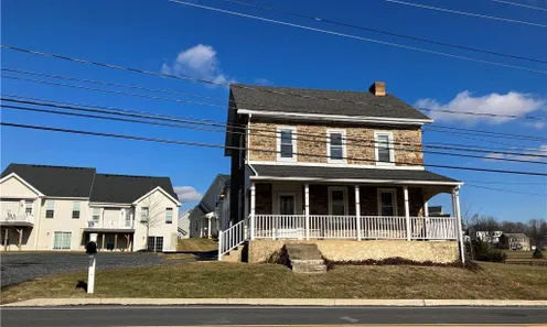 Regency at South Whitehall