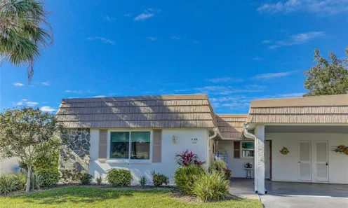 Strathmore Riverside Villas