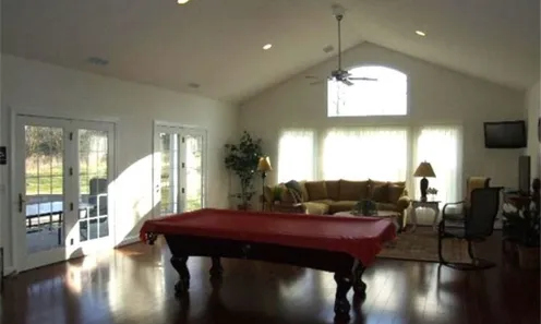 Billiards & Recreation Room