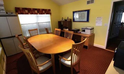 Arts & Crafts Room