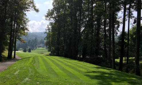 18-Hole Joe Lee Designed Golf Course